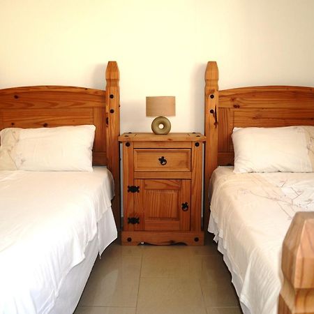 Top Floor, 2 Bedroom Apartment Vanessa D204, Free Wifi, Village View Peja Zewnętrze zdjęcie