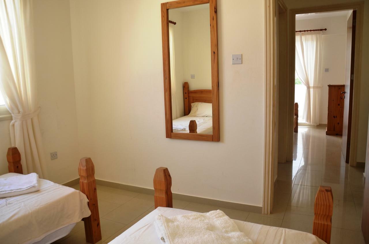 Top Floor, 2 Bedroom Apartment Vanessa D204, Free Wifi, Village View Peja Pokój zdjęcie