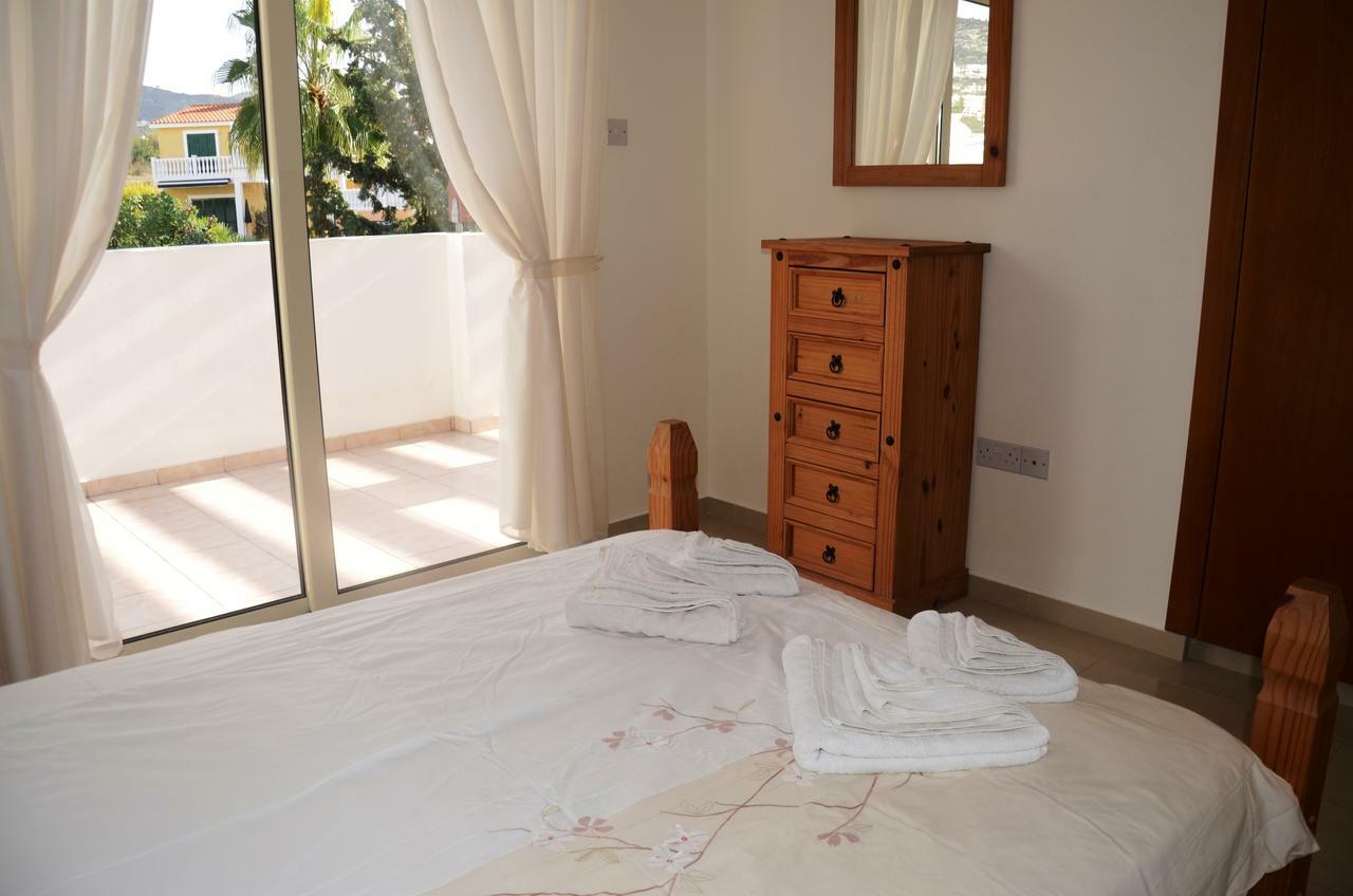 Top Floor, 2 Bedroom Apartment Vanessa D204, Free Wifi, Village View Peja Pokój zdjęcie