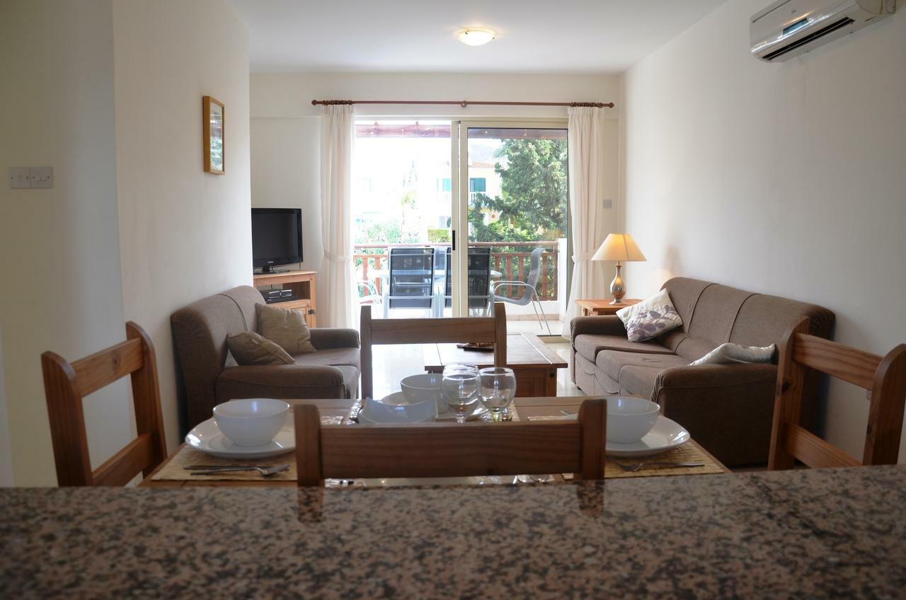 Top Floor, 2 Bedroom Apartment Vanessa D204, Free Wifi, Village View Peja Pokój zdjęcie