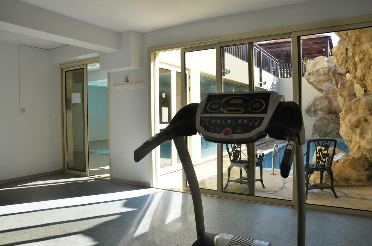 Top Floor, 2 Bedroom Apartment Vanessa D204, Free Wifi, Village View Peja Zewnętrze zdjęcie